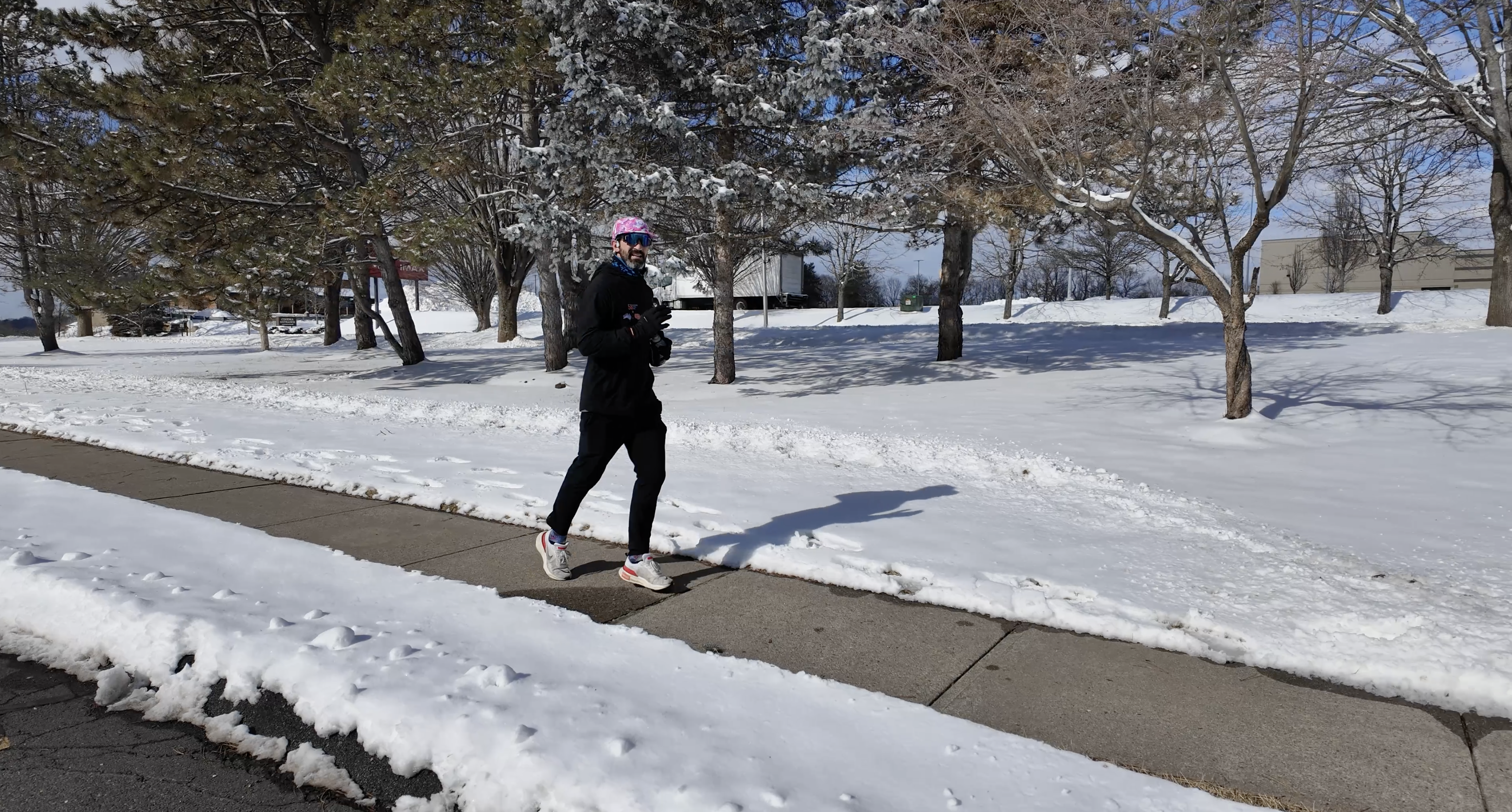 Lachlan Stuart running in snow during 58 marathons challenge